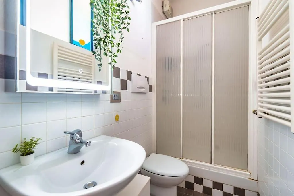 Cadorna'S Nest - Cozy And Central Milan 0*,  Italie